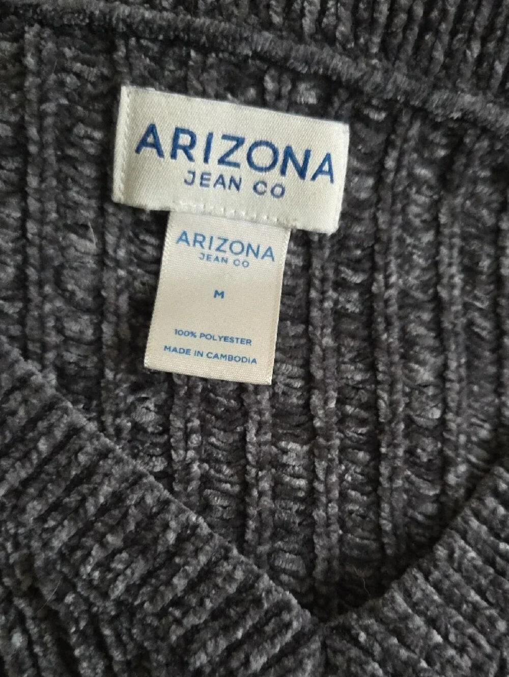 Arizona Jean Company ribbed neck